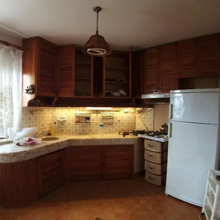 Villa Myrleia Boutique *