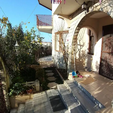 Villa Myrleia Boutique *